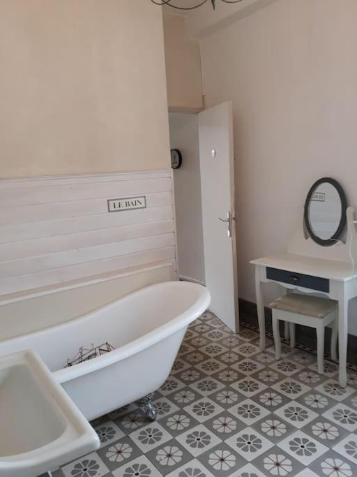 Maison De Ville Proche Beauval Avec Parking Selles-sur-Cher Dış mekan fotoğraf